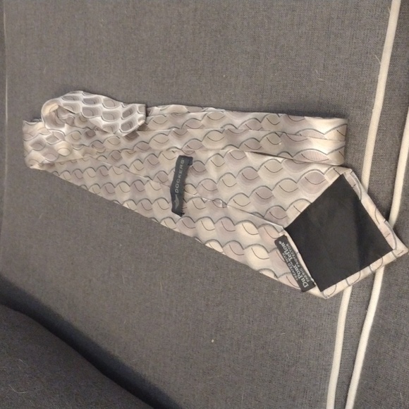 Mans Dockers Tie - Picture 9 of 9